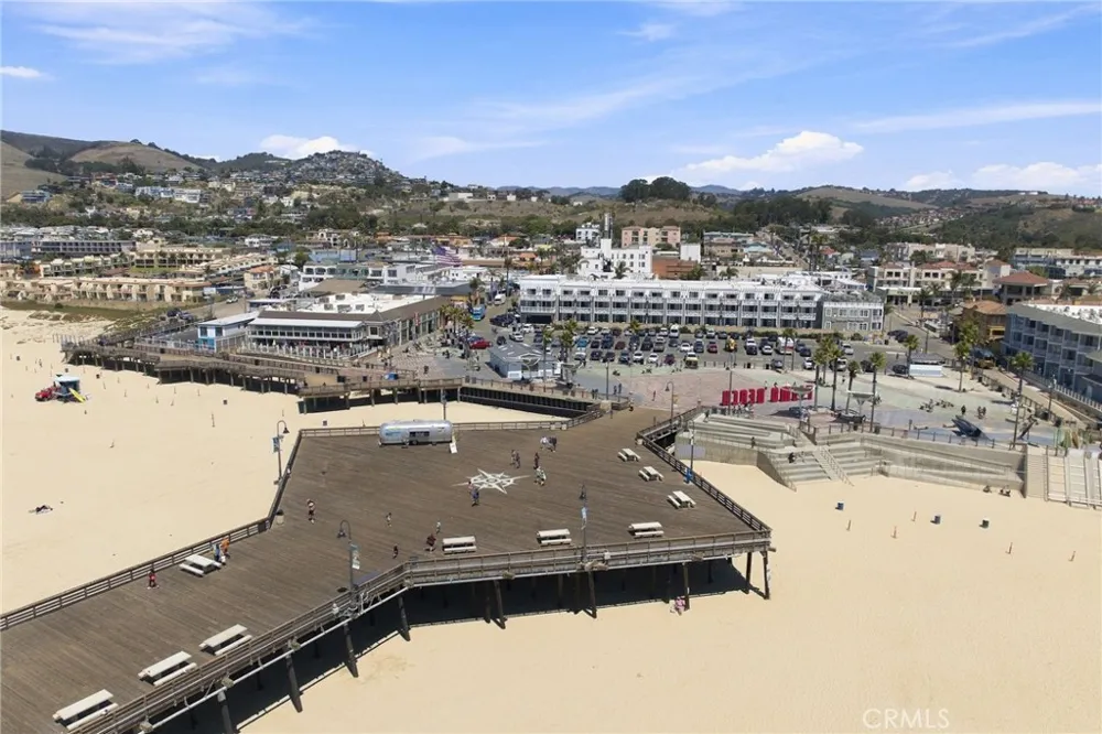341 Main Pismo Beach, CA 93449