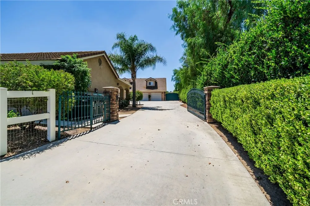 17945 Copper Queen Perris, CA 92570