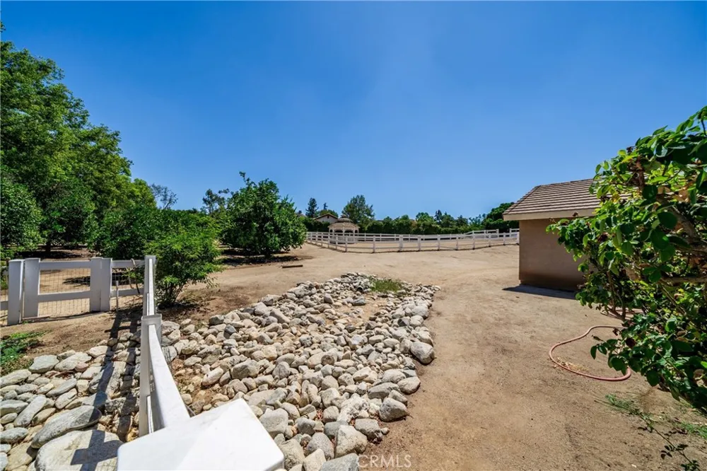 17945 Copper Queen Perris, CA 92570