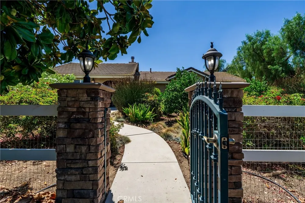 17945 Copper Queen Perris, CA 92570