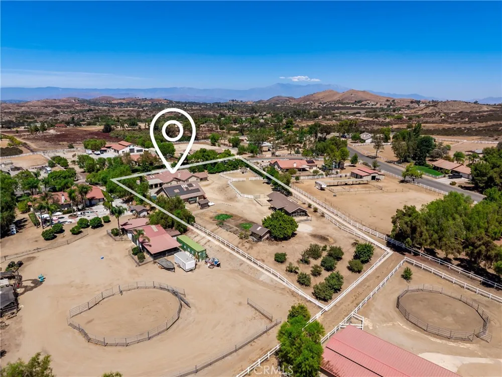 17945 Copper Queen Perris, CA 92570