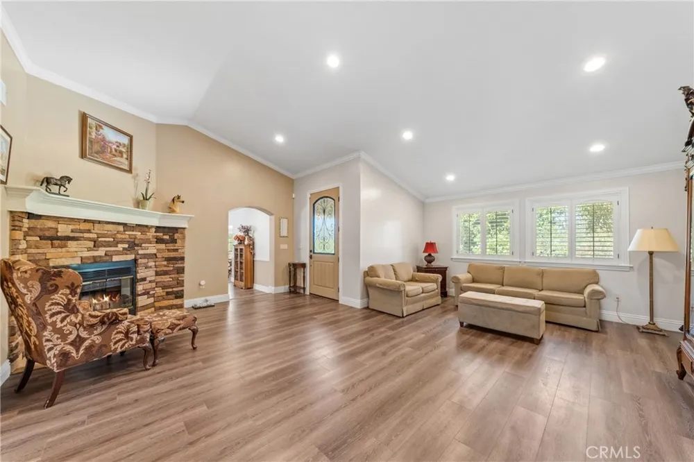 17945 Copper Queen Perris, CA 92570