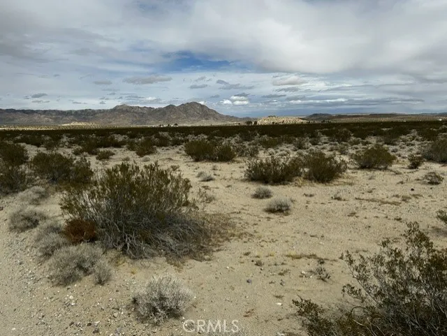 Green Rock Mine Road Lucerne Valley, CA 92356