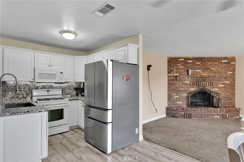25550 Dayton Barstow, CA 92311