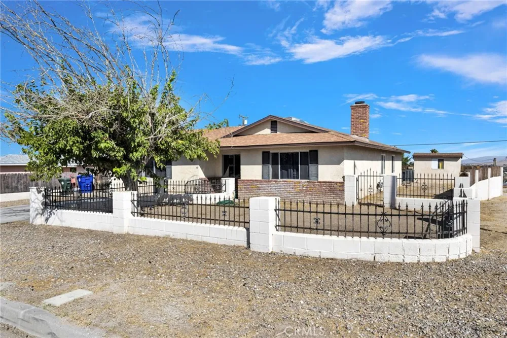 25550 Dayton Barstow, CA 92311