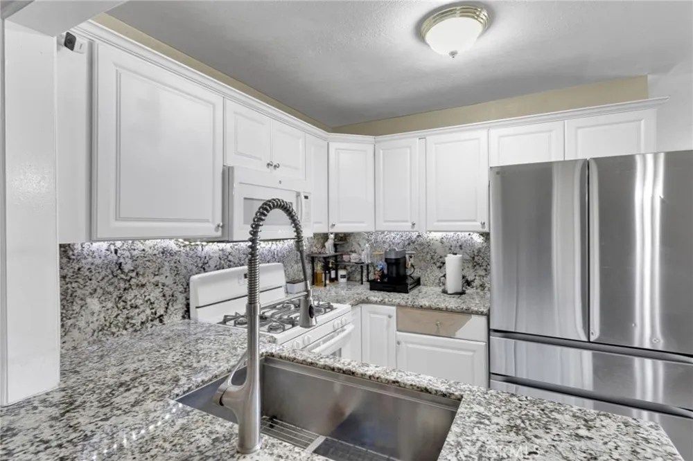 25550 Dayton Barstow, CA 92311