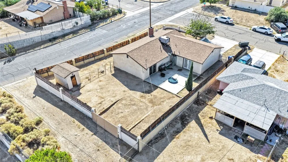 25550 Dayton Barstow, CA 92311