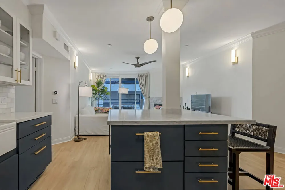 20 Catamaran Street #104 Marina del Rey, CA 90292