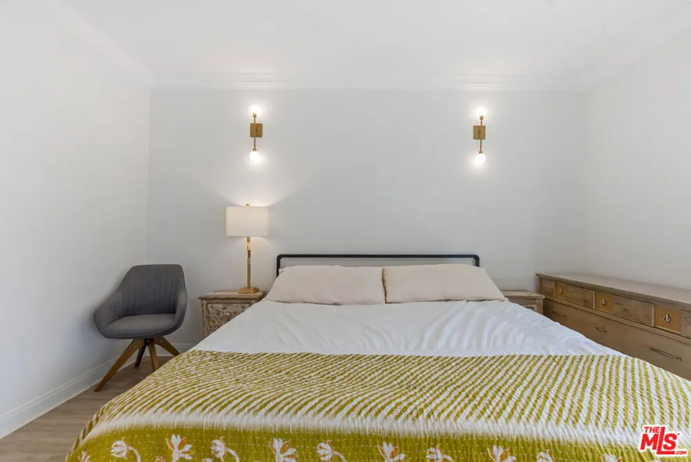 20 Catamaran Street #104 Marina del Rey, CA 90292