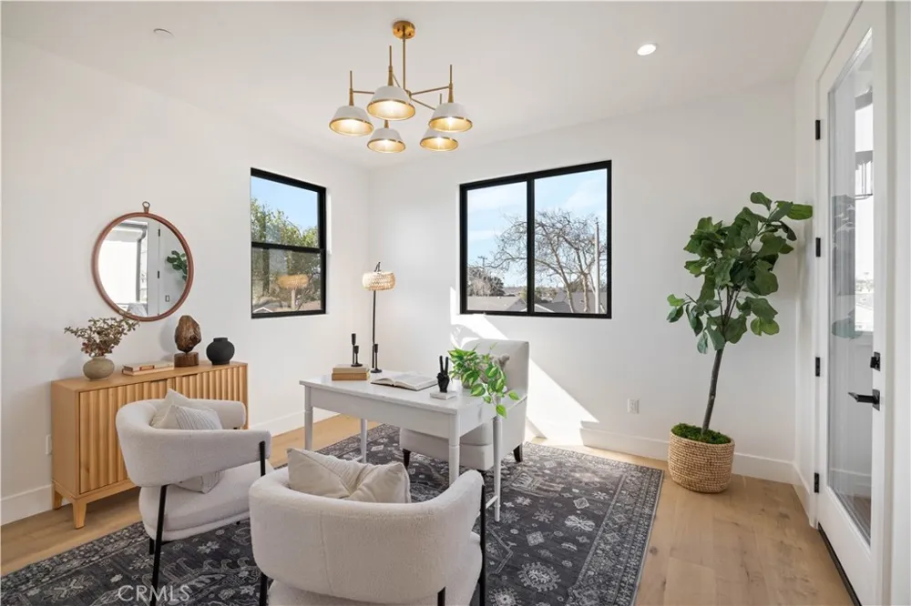 22002 Ocean Avenue Torrance, CA 90503