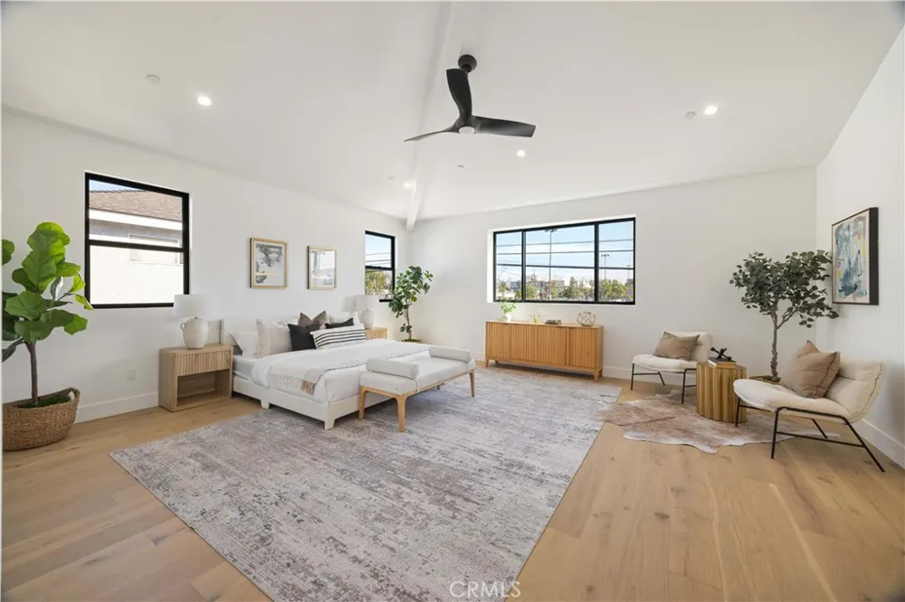 22002 Ocean Avenue Torrance, CA 90503
