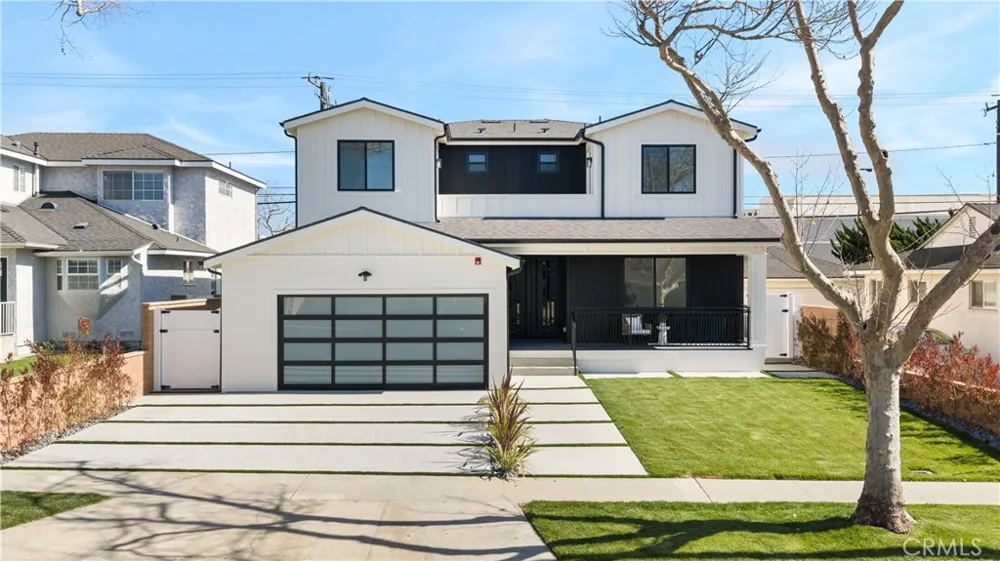 22002 Ocean Avenue Torrance, CA 90503