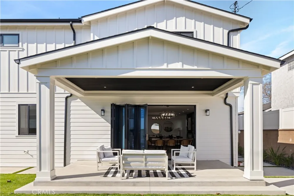22002 Ocean Avenue Torrance, CA 90503