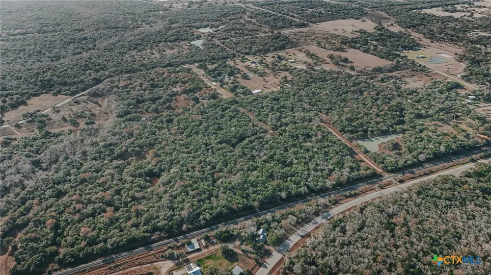 Vitek Lane Inez, TX 77968