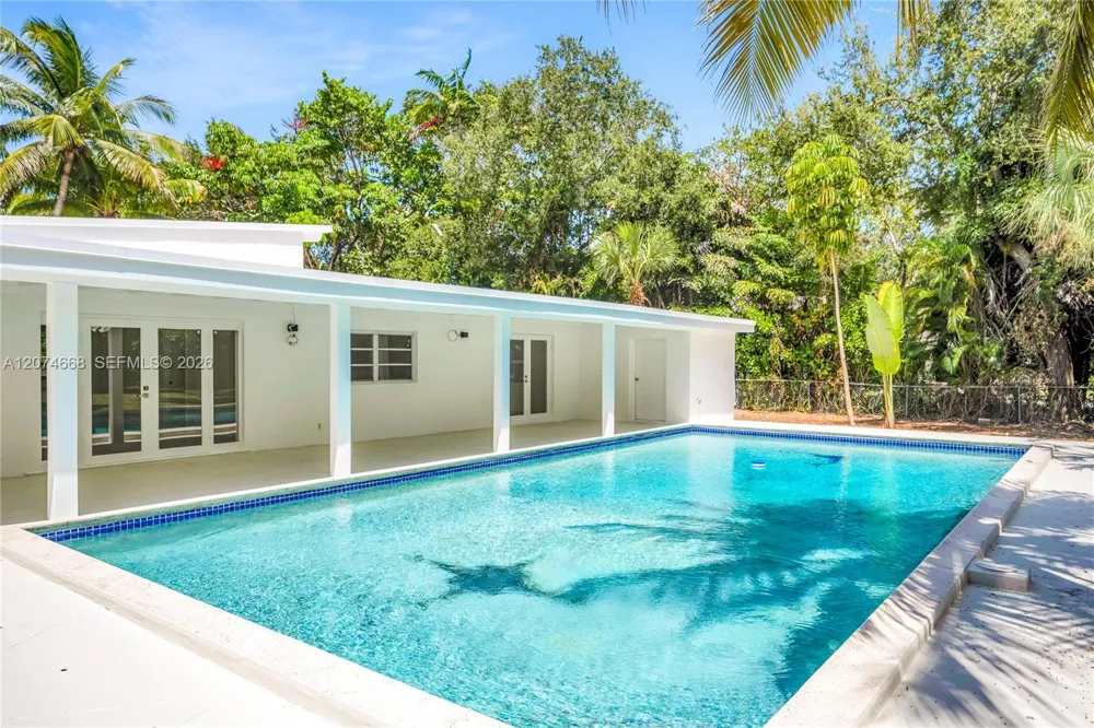 7480 SW 122nd St Pinecrest, FL 33156