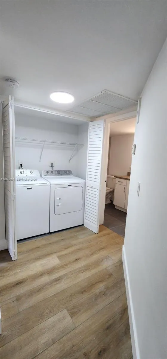 8363 Lake Dr #108 Doral, FL 33166