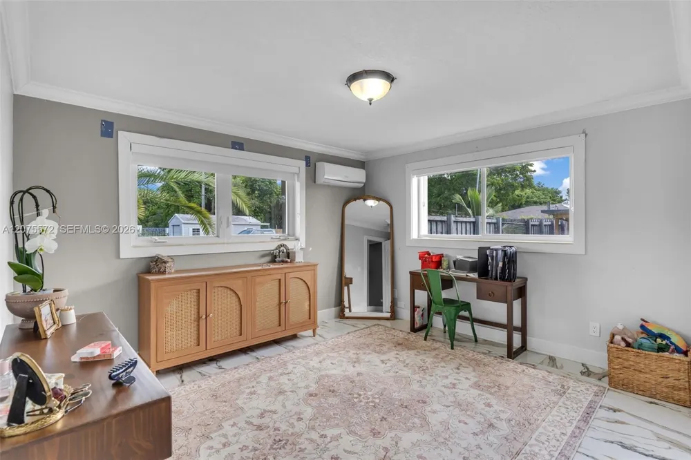 12600 SW 45th St Miami, FL 33175