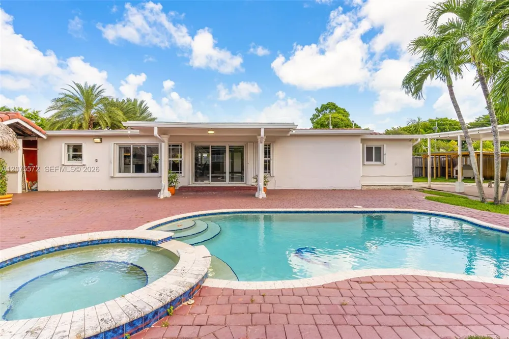12600 SW 45th St Miami, FL 33175