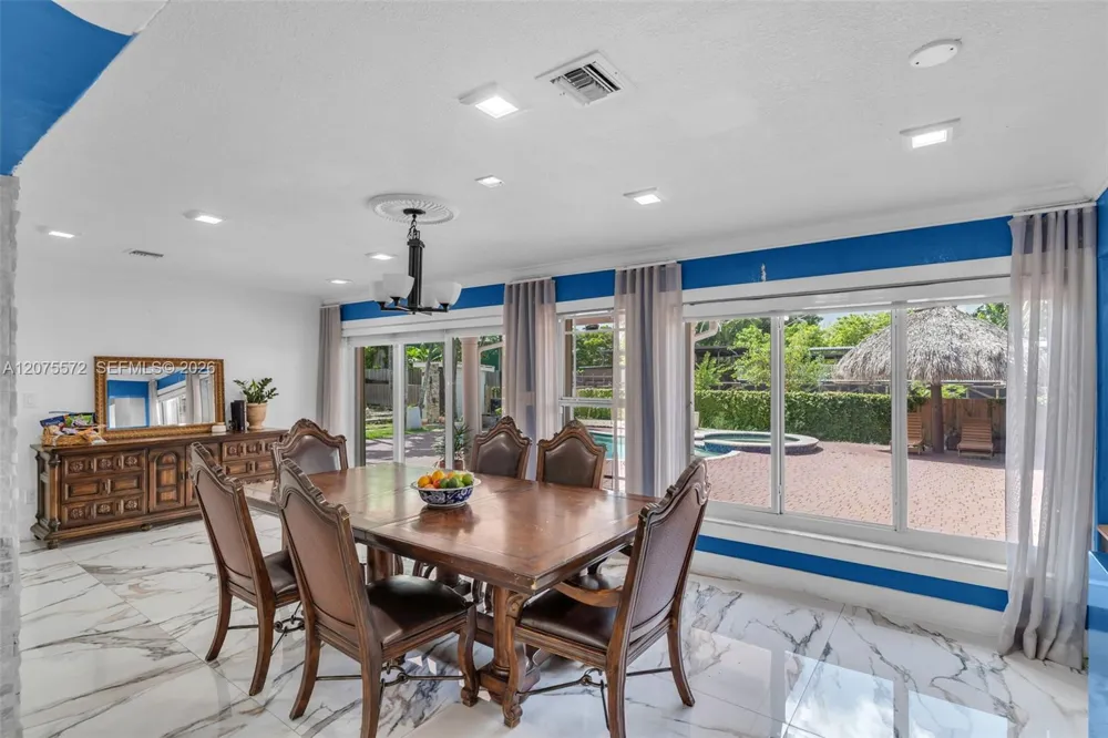 12600 SW 45th St Miami, FL 33175