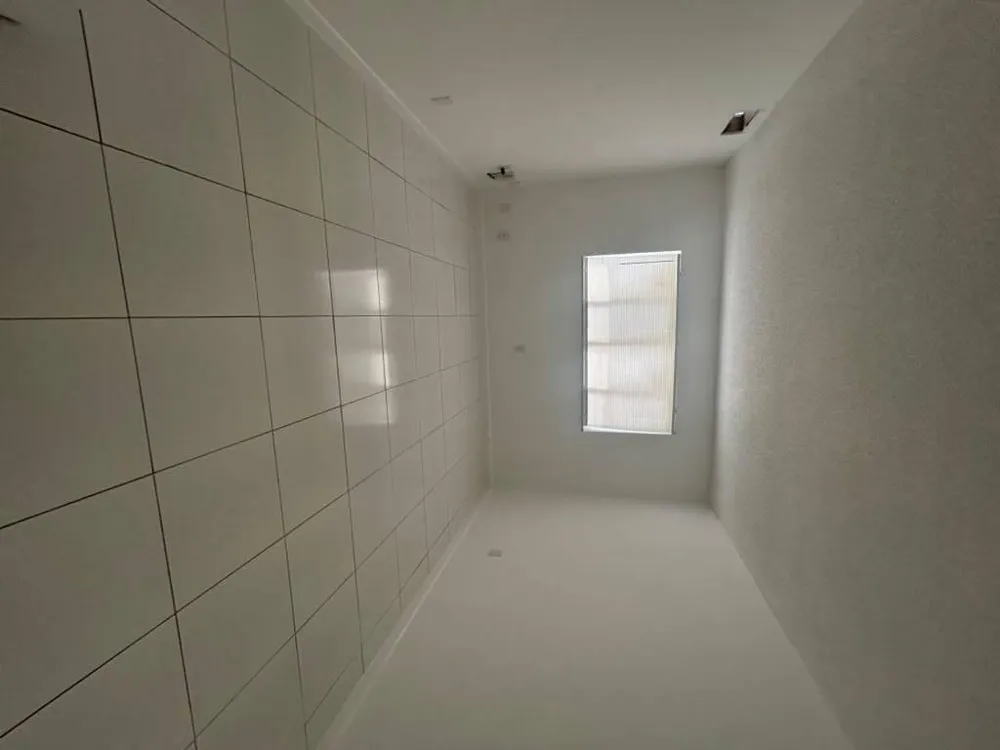 2881 Pine Island Road #208 Sunrise, FL 33322