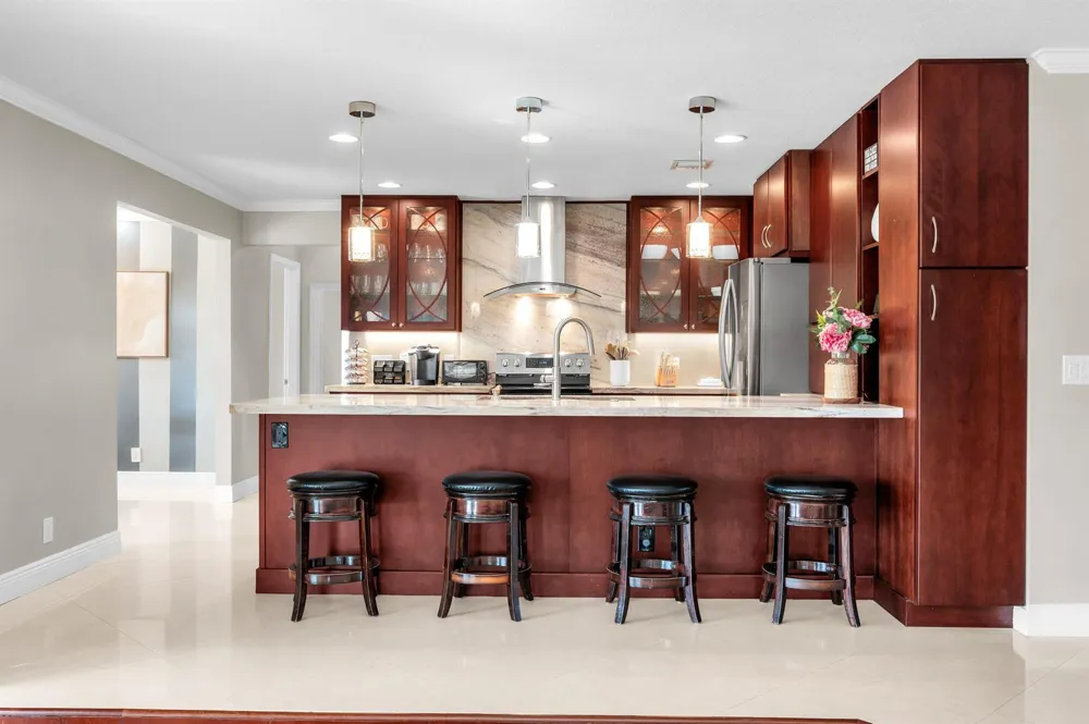 3250 Lakeview Boulevard Delray Beach, FL 33445