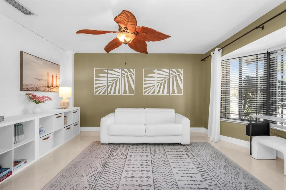 3250 Lakeview Boulevard Delray Beach, FL 33445
