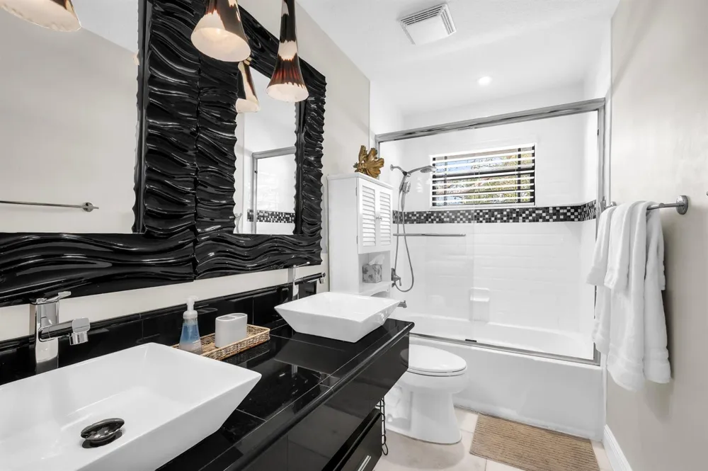 3250 Lakeview Boulevard Delray Beach, FL 33445