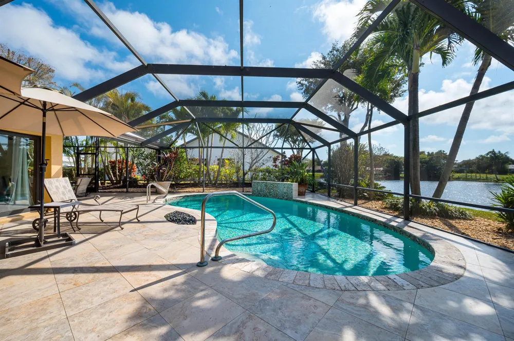 3250 Lakeview Boulevard Delray Beach, FL 33445
