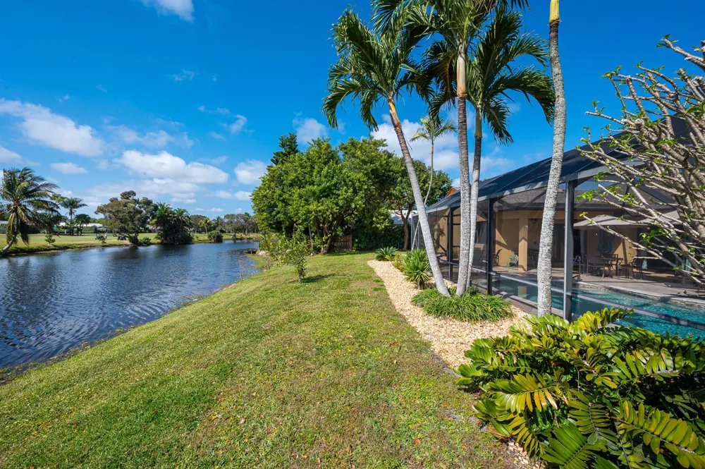 3250 Lakeview Boulevard Delray Beach, FL 33445