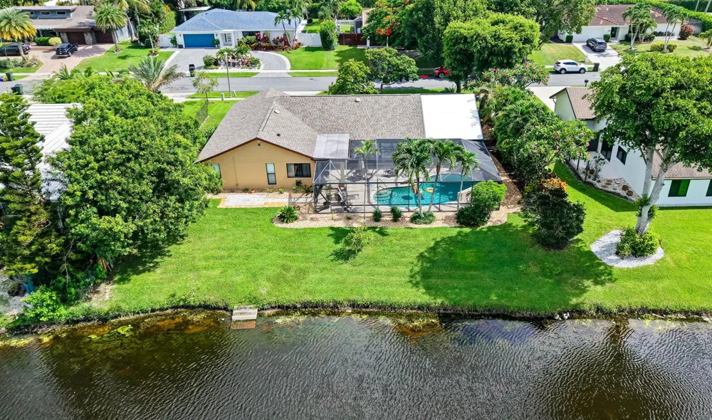 3250 Lakeview Boulevard Delray Beach, FL 33445