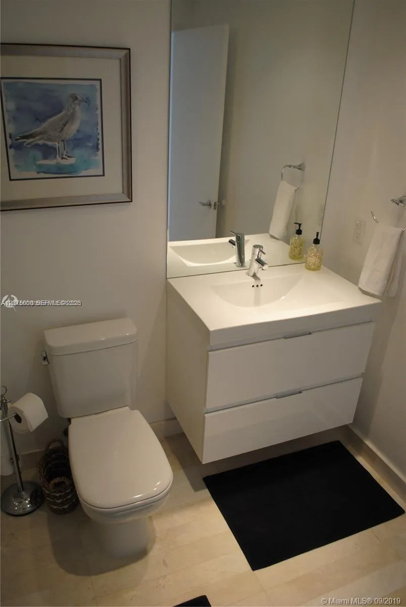 17301 Biscayne Blvd #1211 North Miami Beach, FL 33160