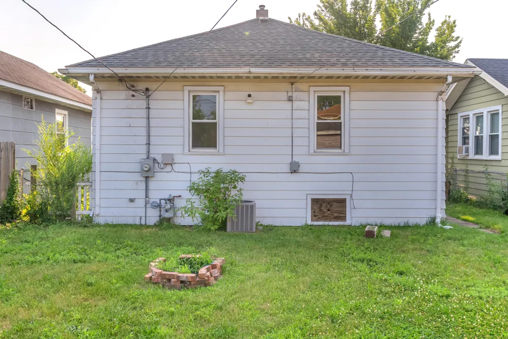 6425 Van Buren Avenue Hammond, IN 46324