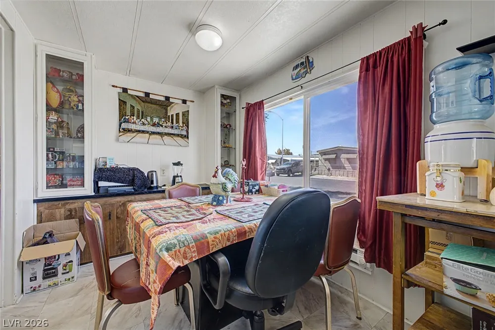 3802 Pecan Lane Las Vegas, NV 89115