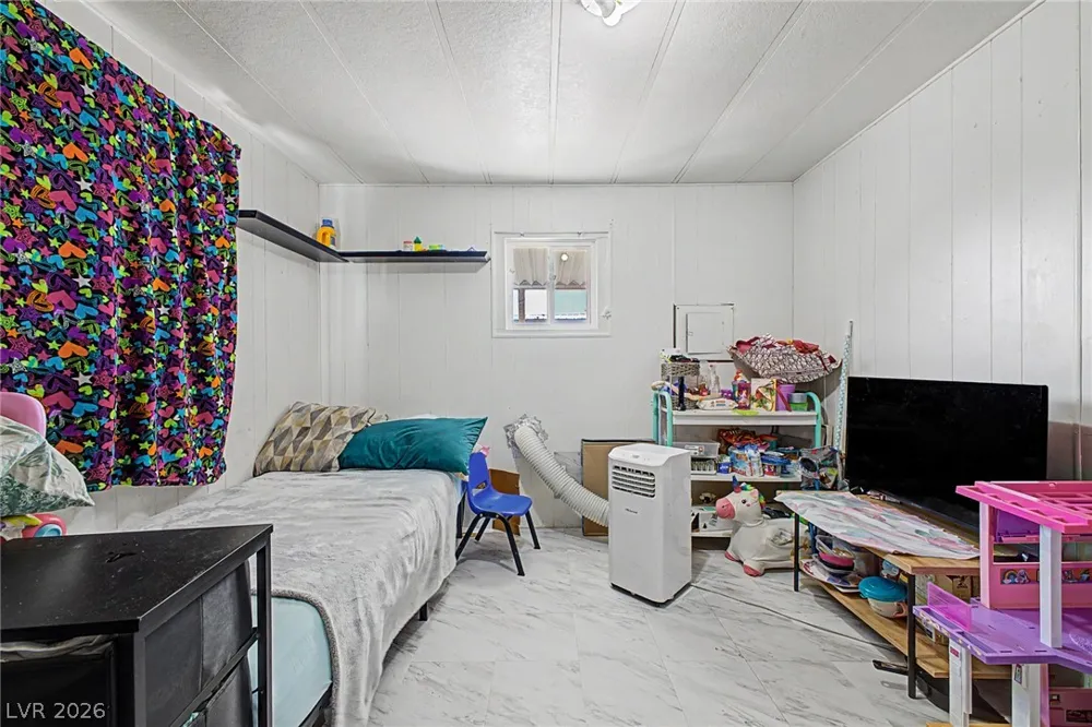 3802 Pecan Lane Las Vegas, NV 89115