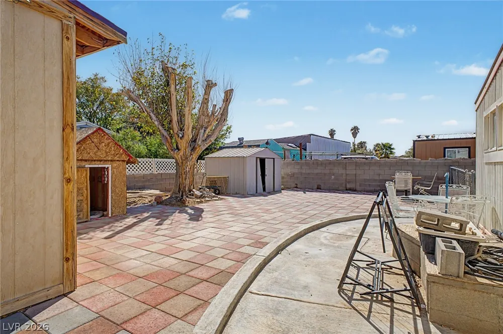 3802 Pecan Lane Las Vegas, NV 89115