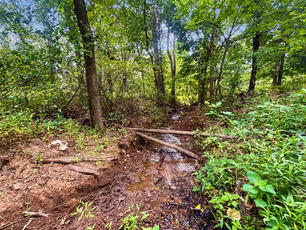 474482 E 850 ROAD Stilwell, OK 74960