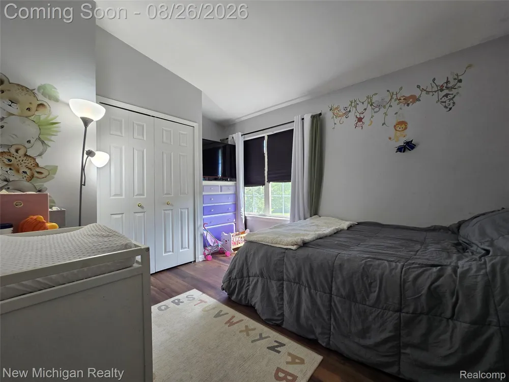 679 Andover Woods Drive Fenton City, MI 48430