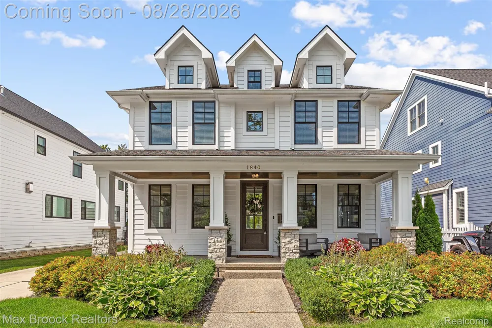 1840 Washington Boulevard Birmingham City, MI 48009