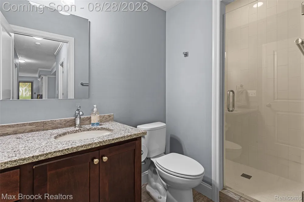 1840 Washington Boulevard Birmingham City, MI 48009