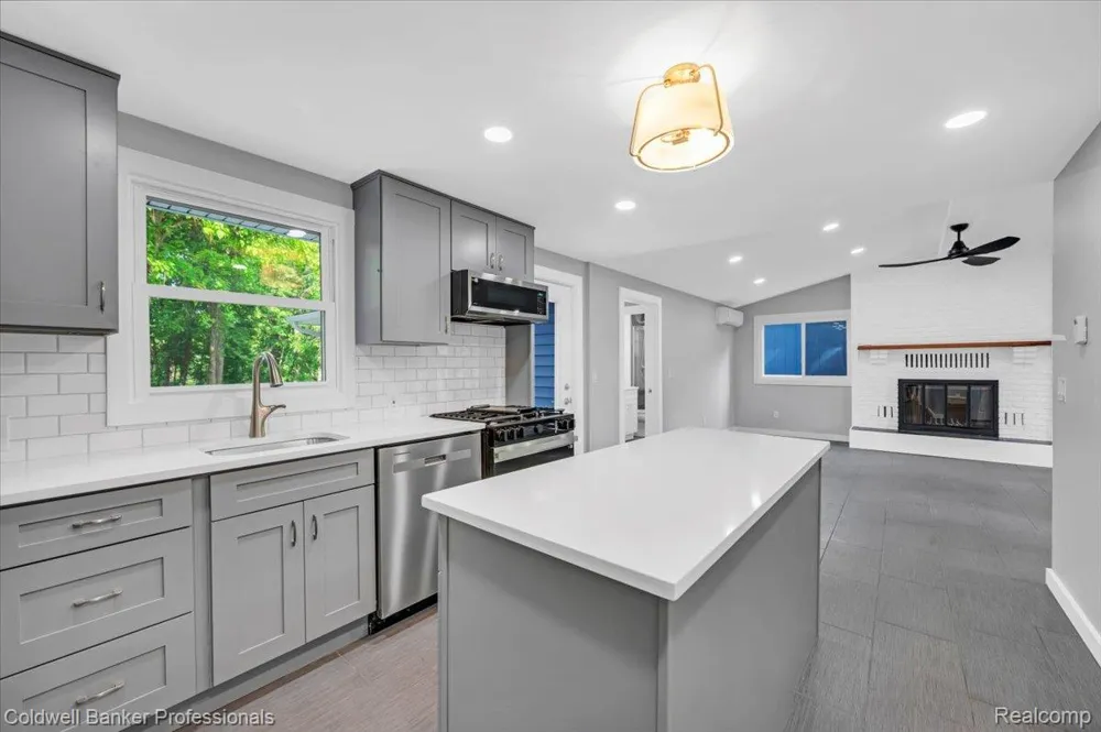 76107 Van Dyke Road Bruce Township, MI 48065