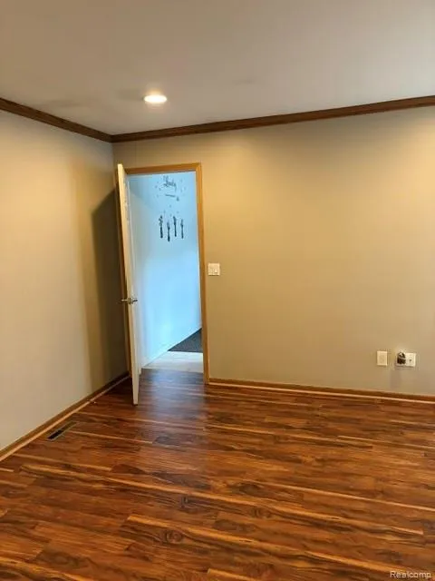 8454 Fawn Valley Drive Independence Charter Township, MI 48348