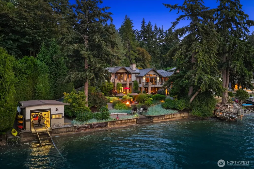 10458 Seabeck Highway NW Seabeck, WA 98380