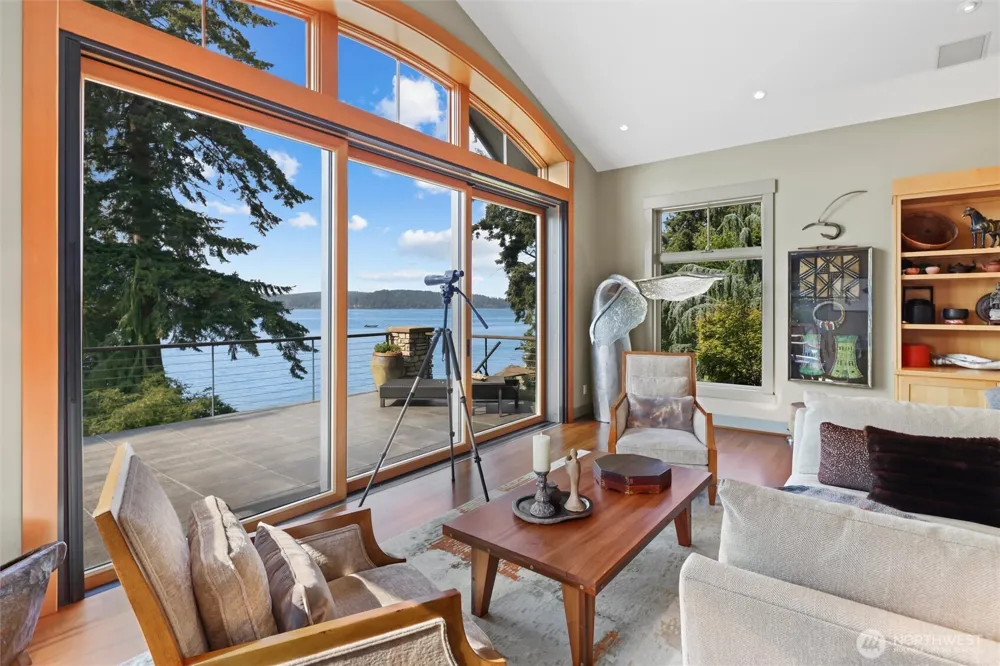 10458 Seabeck Highway NW Seabeck, WA 98380