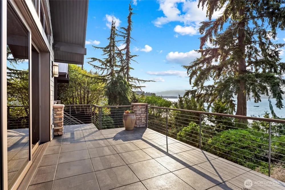 10458 Seabeck Highway NW Seabeck, WA 98380