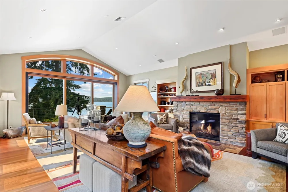 10458 Seabeck Highway NW Seabeck, WA 98380