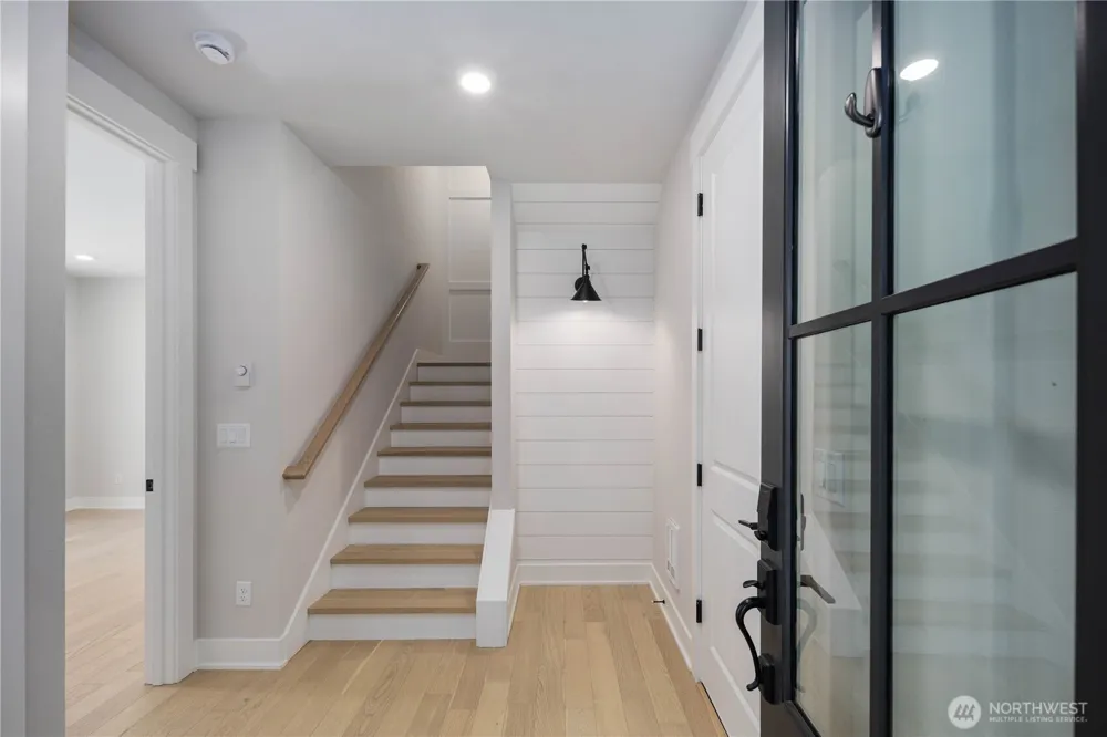 14315 149th Place NE Woodinville, WA 98072