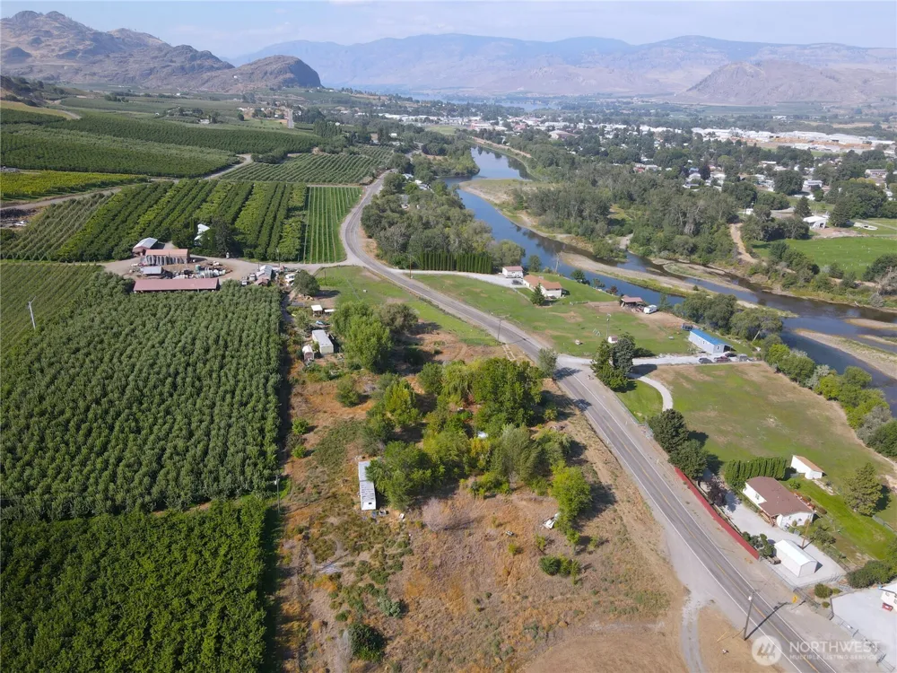 2103 Highway 7 Oroville, WA 98844