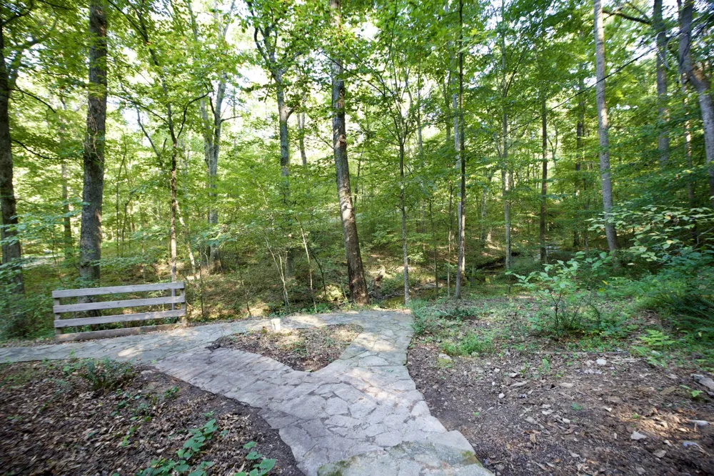 1336 Big Tom Rd Kingston Springs, TN 37082
