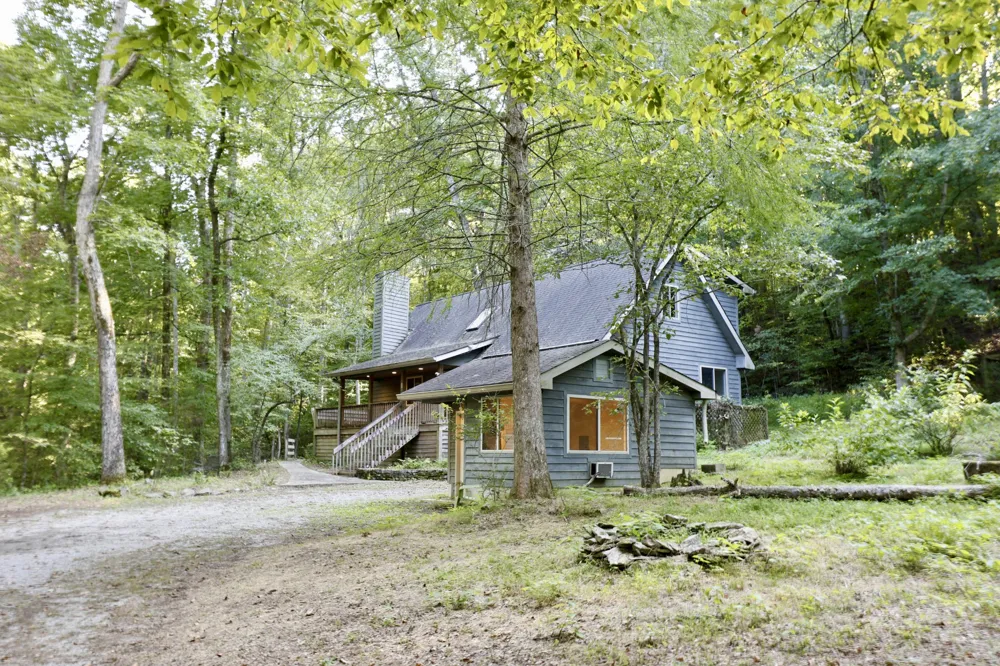 1336 Big Tom Rd Kingston Springs, TN 37082