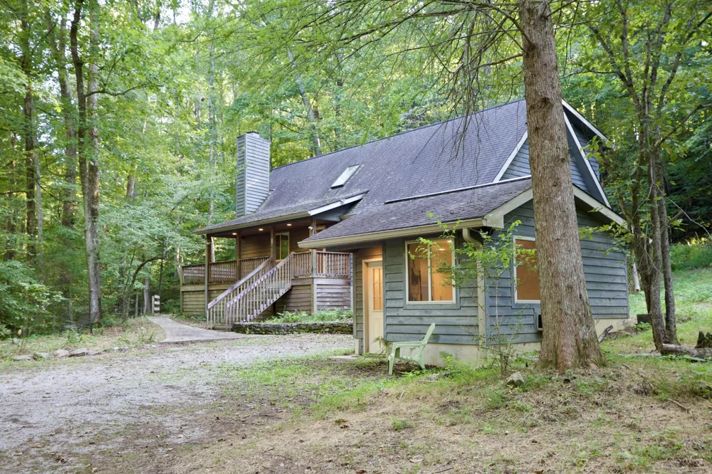 1336 Big Tom Rd Kingston Springs, TN 37082